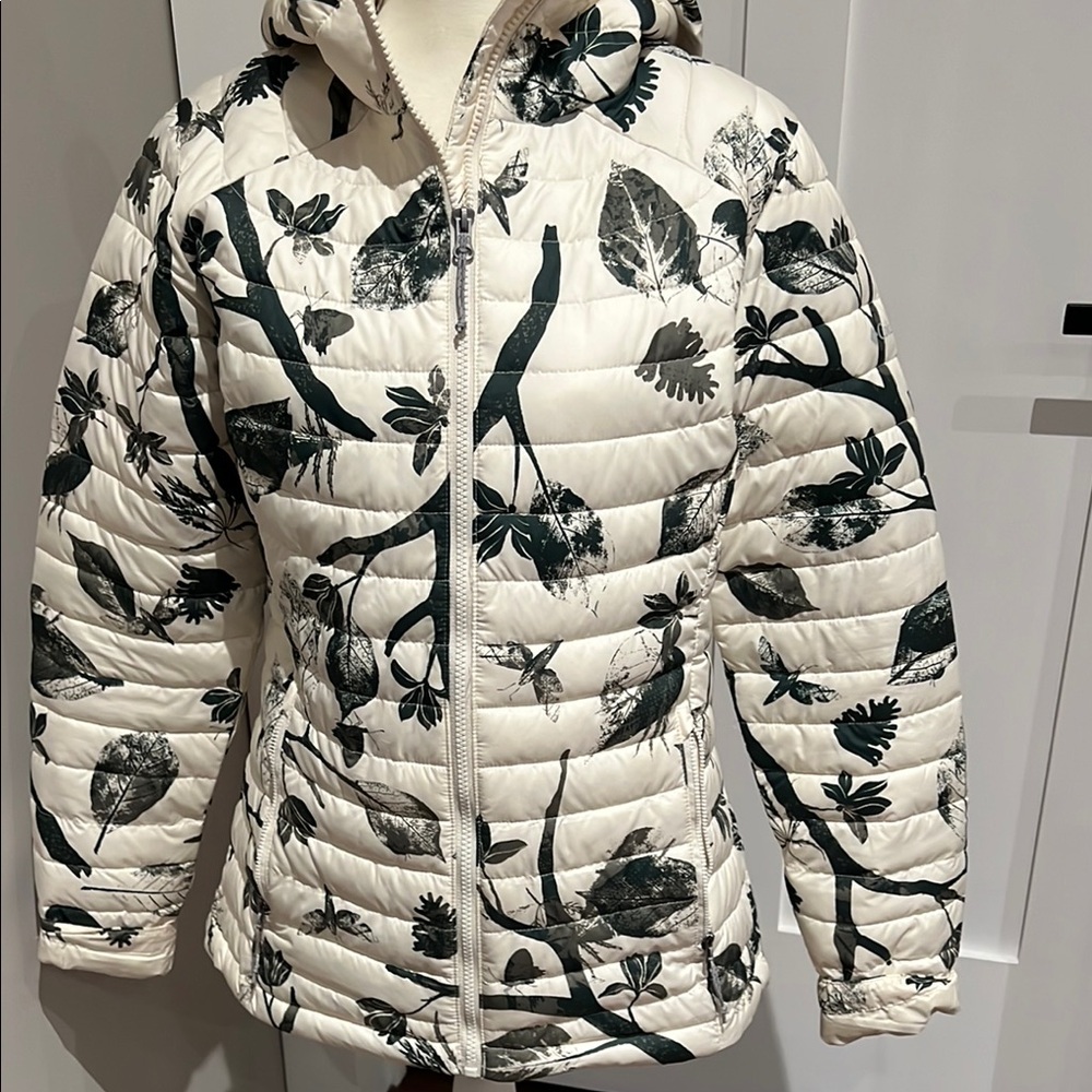 Floral Print Women's Jacket - Cream and Black